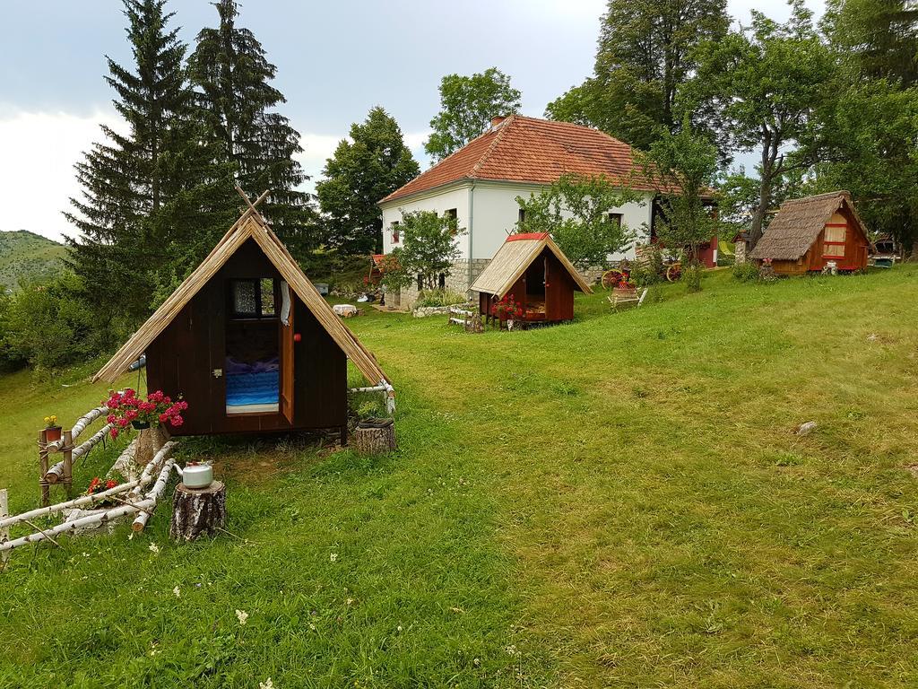 Отель Etno Domacinstvo Saponjic Нова-Варош Экстерьер фото